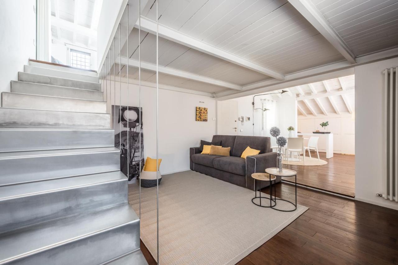 Emilia Suite Urban Модена Экстерьер фото